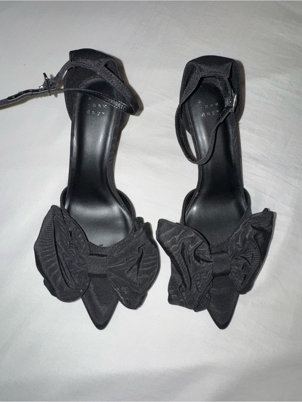 Black Bow Pointed-Toe Ankle-Strap Heels size 9.5